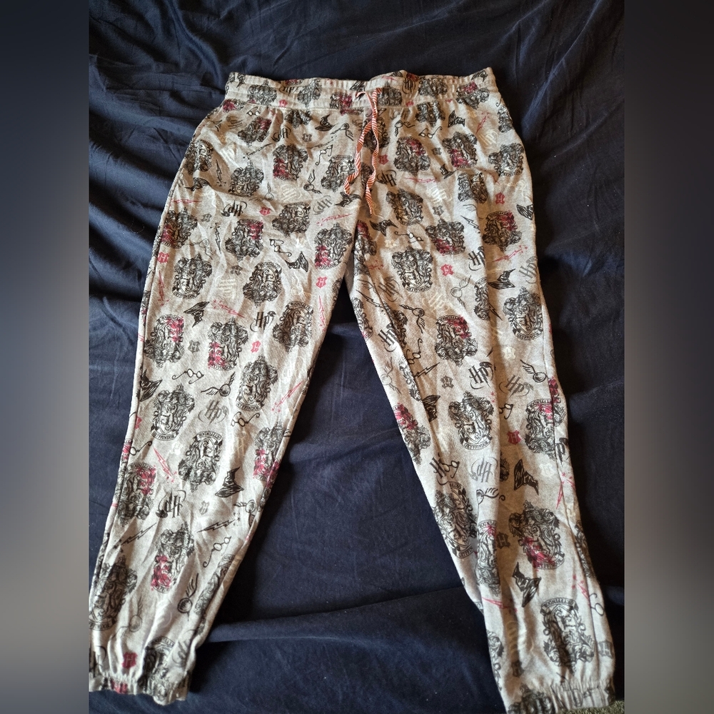Warner Bros. Harry Potter Cozy Gray and Black Pajama Pants!!!